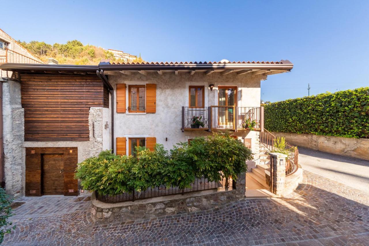 Borgo Cantagallo Casa Olivia 2 Tremosine Exterior photo